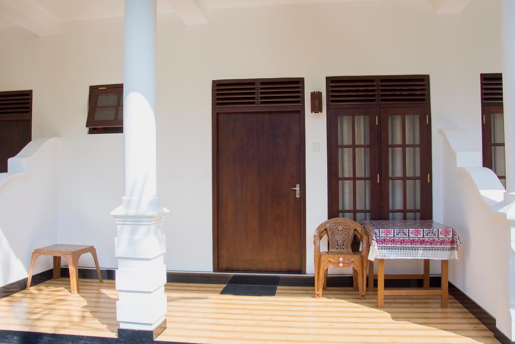 Garden Inn Mirissa Luaran gambar