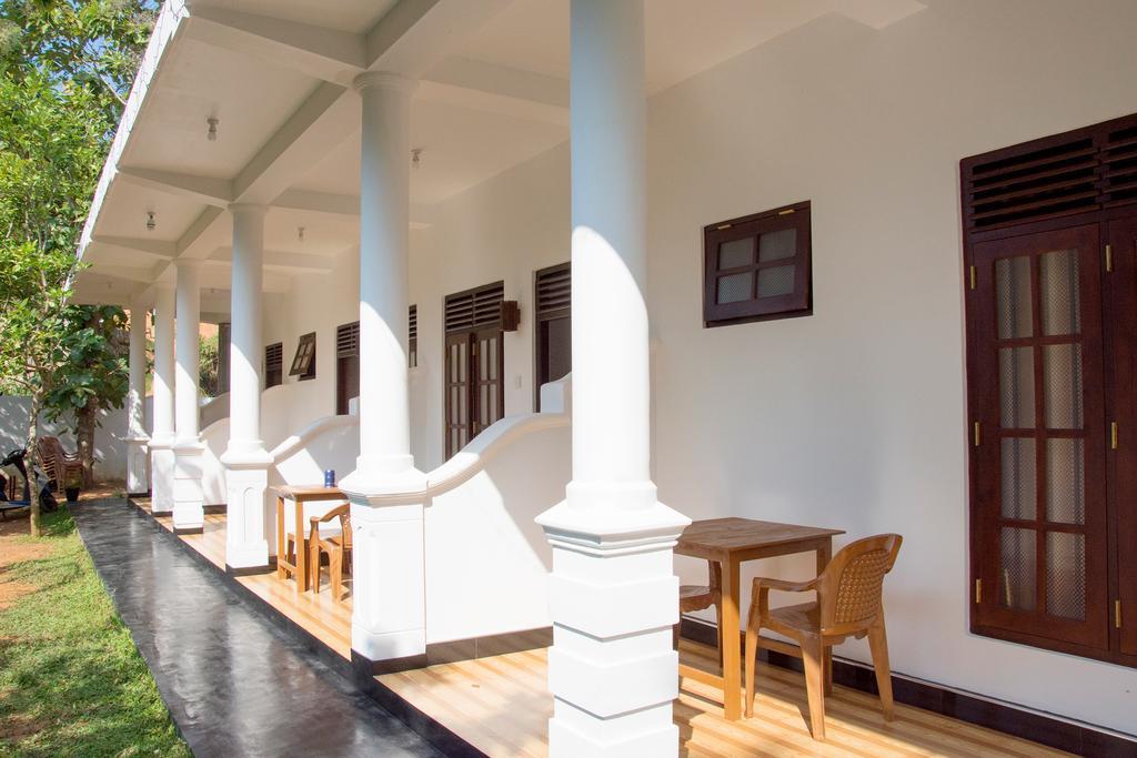 Garden Inn Mirissa Luaran gambar